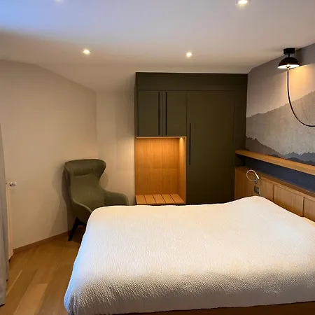 Logis Restaurant Le Provence Hotel Lanarce