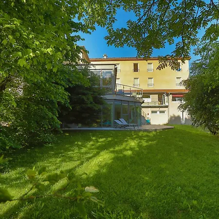 Logis Restaurant Le Provence 酒店 拉纳斯