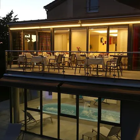 Logis Restaurant Le Provence 3* Lanarce