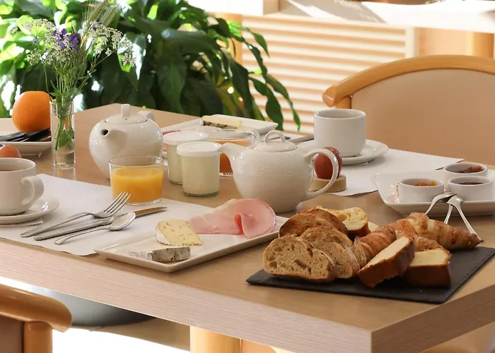 Logis Restaurant Le Provence 3* Lanarce