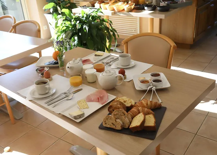 Logis Restaurant Le Provence Szálloda Lanarce
