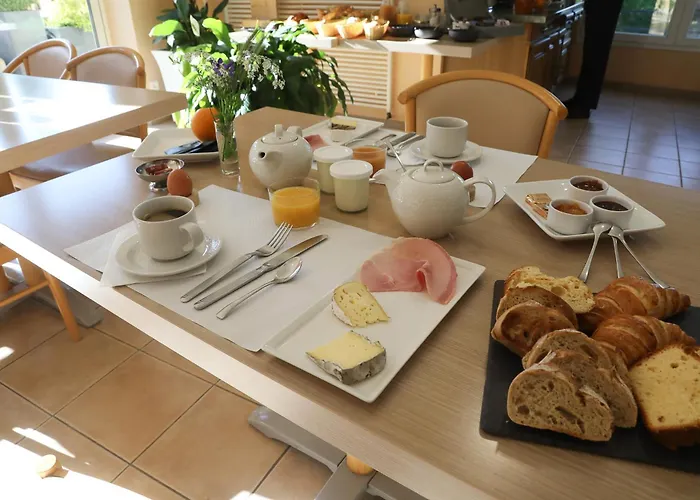Logis Restaurant Le Provence Lanarce