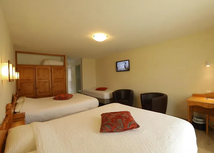 Logis Restaurant Le Provence 3* Lanarce