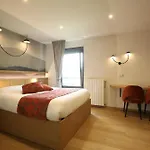 Logis Restaurant Le Provence 酒店 3*