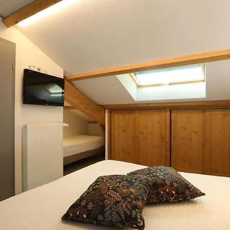 Logis Restaurant Le Provence Hotel 3*