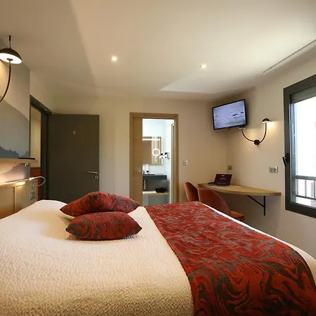 Hotel Logis Restaurant Le Provence 3*