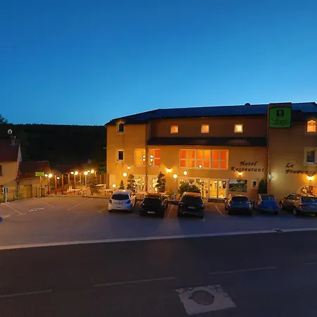 Logis Restaurant Le Provence Hotel Lanarce