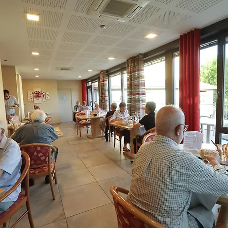Logis Restaurant Le Provence Lanarce