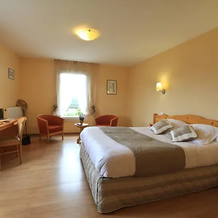 Logis Restaurant Le Provence Hotel